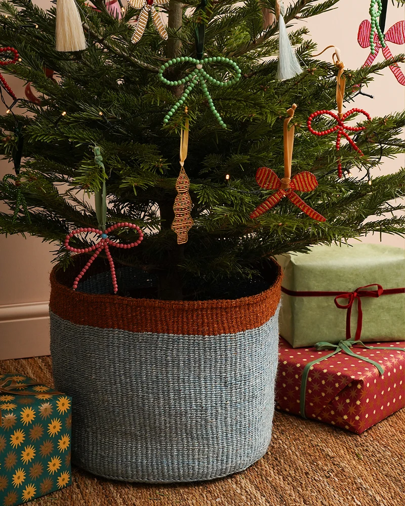ENDA: Red Beaded Christmas Bow Tree Decoration