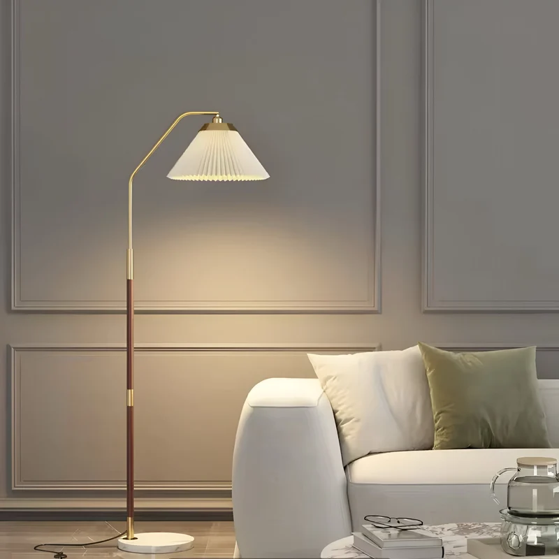 Stehlampe Vela Studio