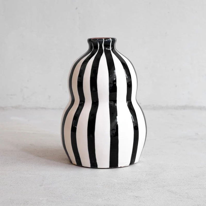 Große Kalebassenvase in Schwarz