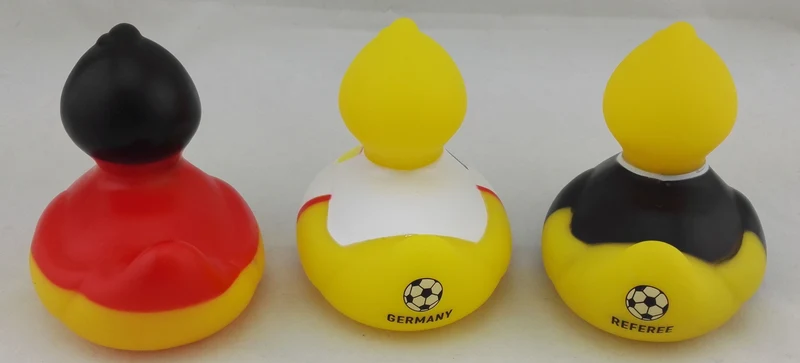 Badeentchen "Deutschland", 3tlg., Badewannenspielzeug, Fan-Zubehör