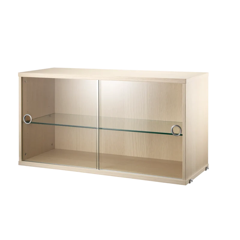 String Vitrine / Hängevitrine mit Glastüren - String Furniture
