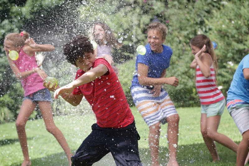ZURU Bunch o Balloons Blaster, Wasserspielzeug Garten, Wasserbomben, Wasserball