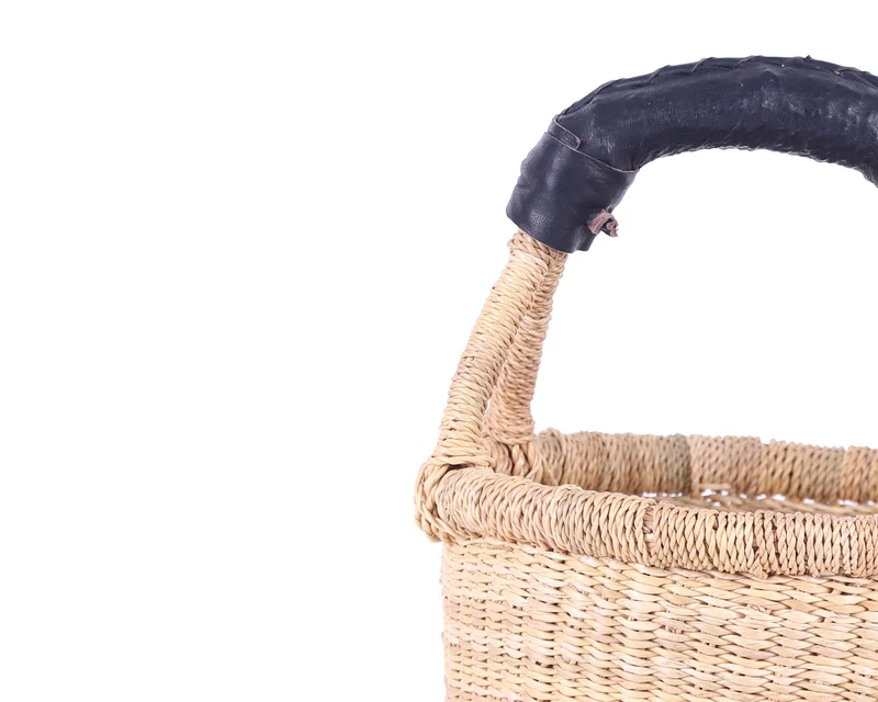 OBUTU: Plain Woven Mini Market Basket