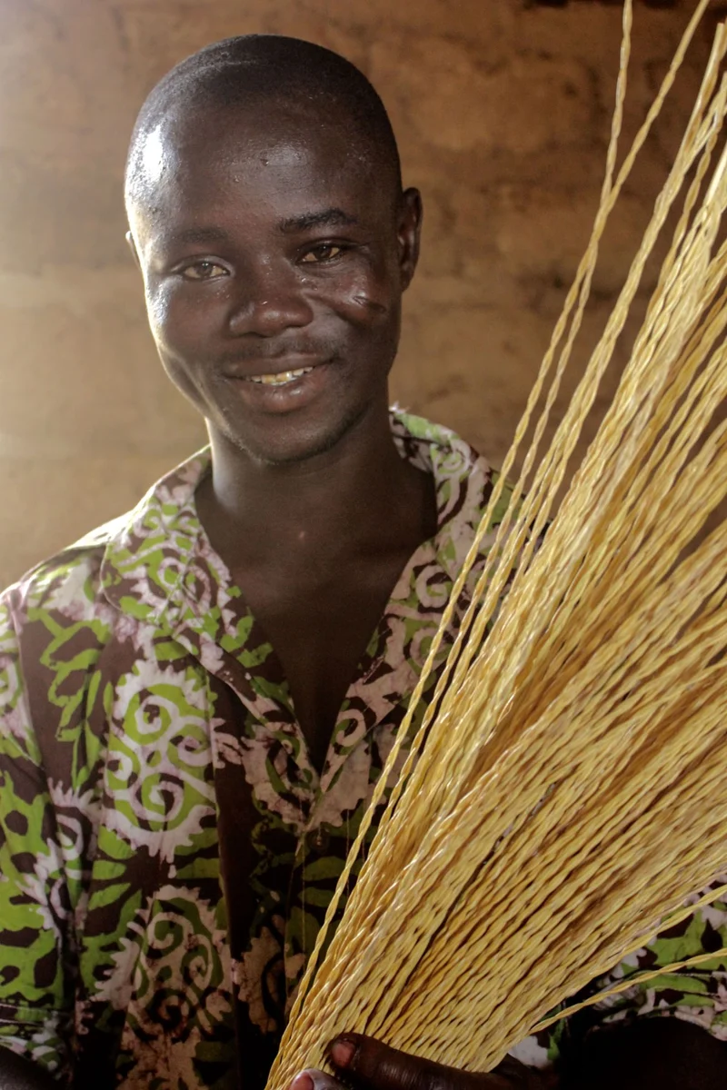 OBUTU: Plain Woven Mini Market Basket