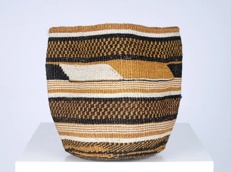KADI: Geometric Natural and Black Baskets