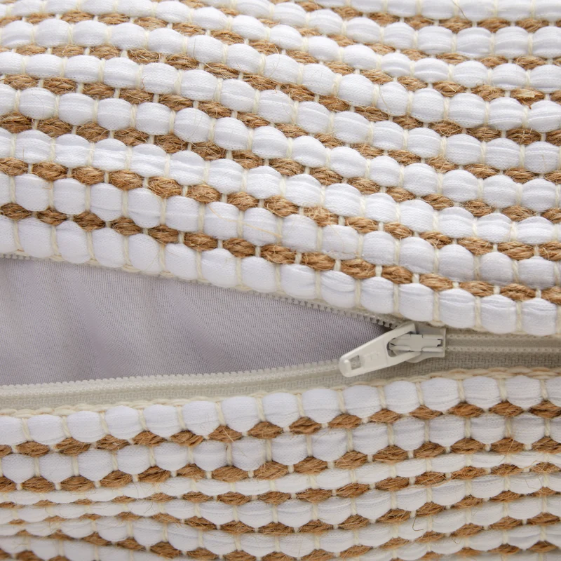Upcycling-Kissen mit Füllung Cadema [Weiß & Beige]