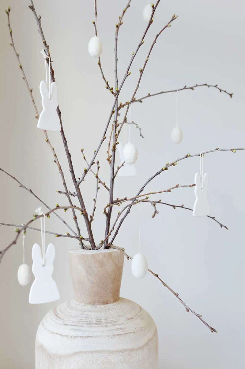 Osterhase Anhänger Ton Osterdeko Weiss 7 cm