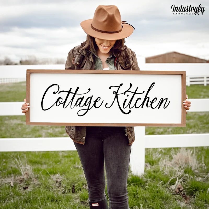 Landhaus Schild | Cottage Kitchen