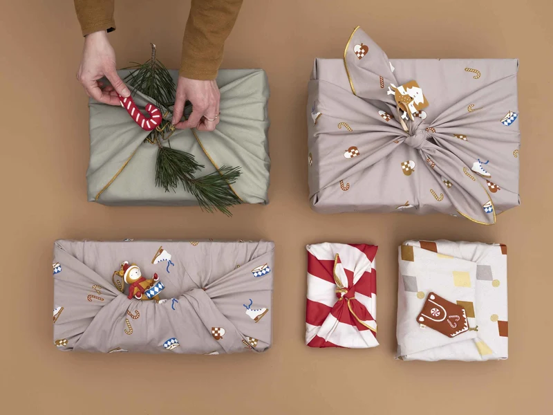 Stoff-Geschenkpapier 2er Set 120 cm / 75 cm