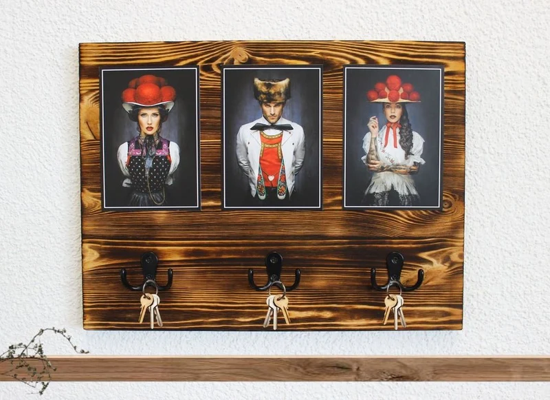 Black Forest Schlüsselbrett "Alea", modern, Holz, rustikal, Schlüsselhaken, Motive von Sebastian Wehrle, Wohnaccessoire, Dielenmöbel, Wohn-Deko