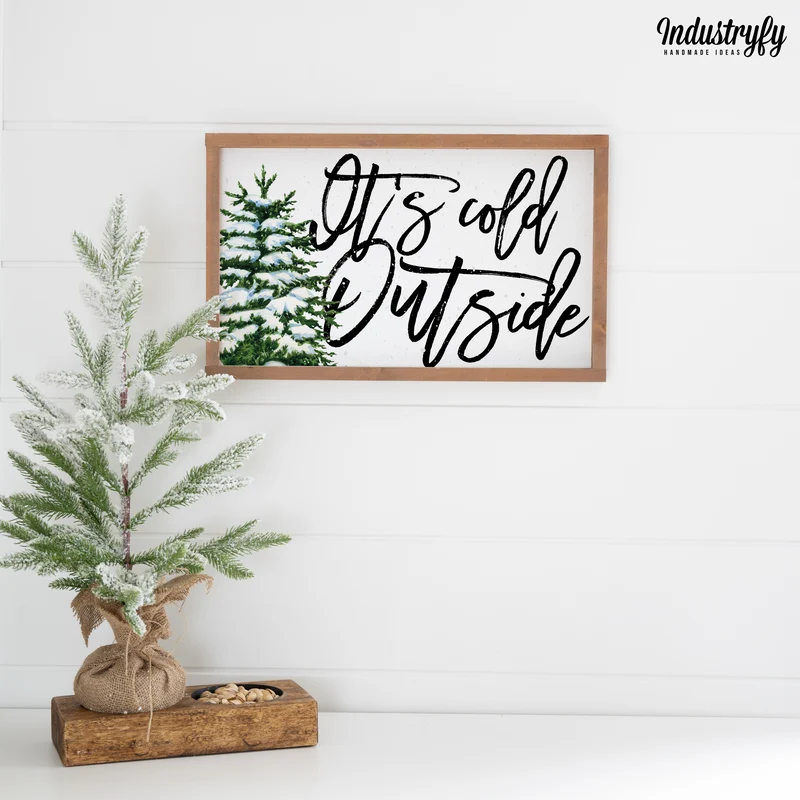 Landhaus Schild | It's cold outside