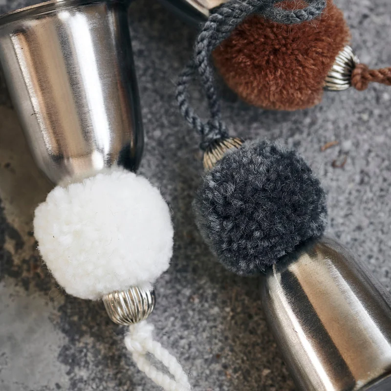 Glocke mit Pompom Weihnachtsdeko 7 cm