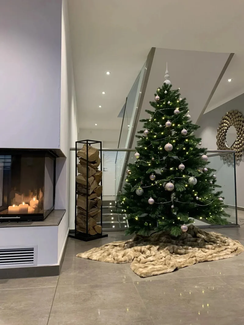 Künstlicher Weihnachtsbaum - Gabriel | 230 cm