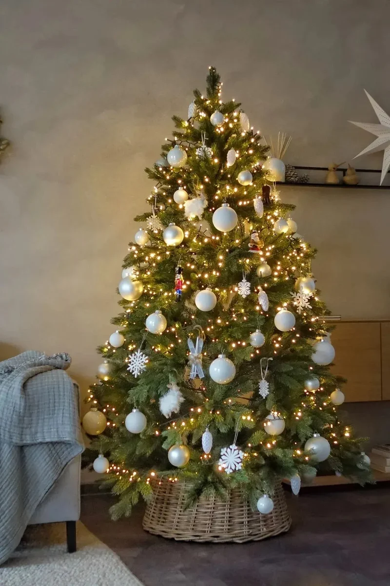 Künstlicher Weihnachtsbaum - Gabriel | 180 cm