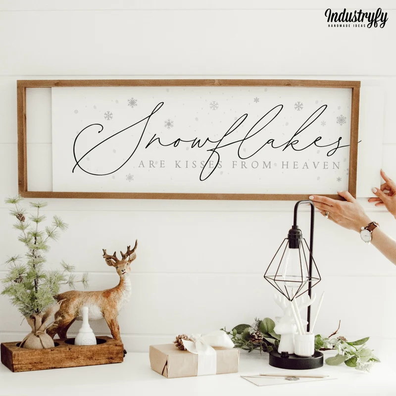 Landhaus Schild | Snowflakes are kisses from heaven