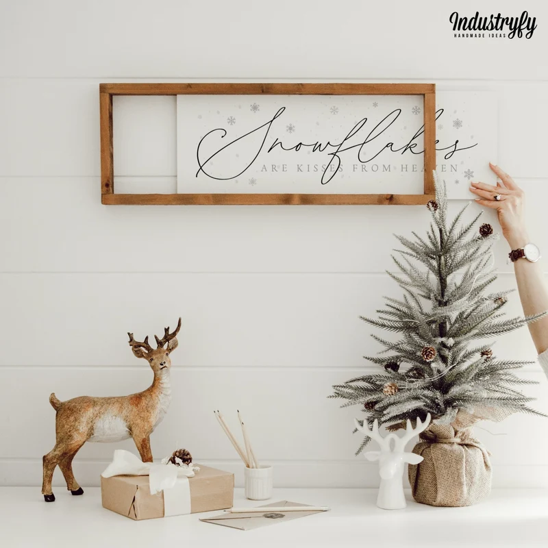Landhaus Schild | Snowflakes are kisses from heaven