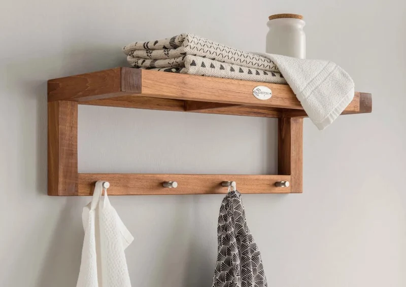 Wandbord aus Holz | Spa