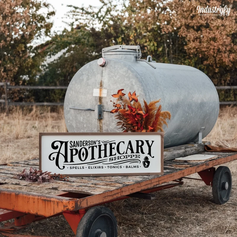 Landhaus Schild | Sanderson's Apothecary Shoppe