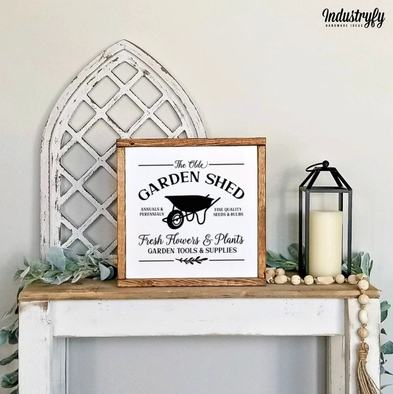 Landhaus Schild | The old garden shed