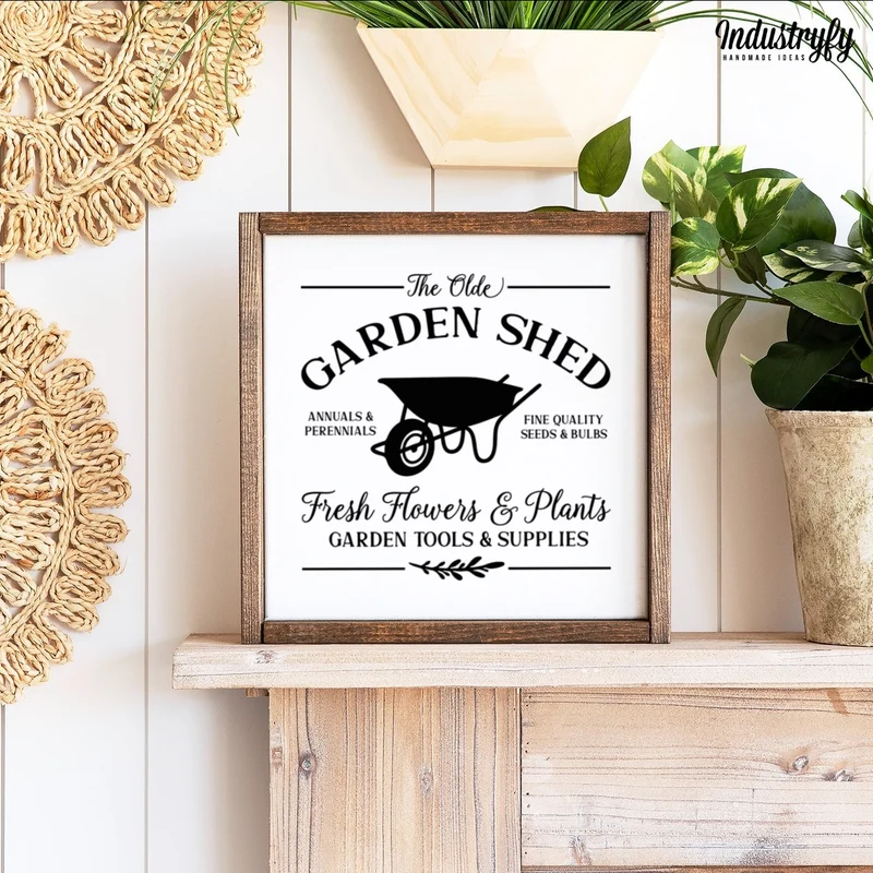 Landhaus Schild | The old garden shed