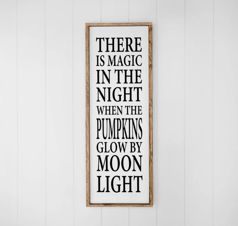 Landhaus Schild | There is magic in the night