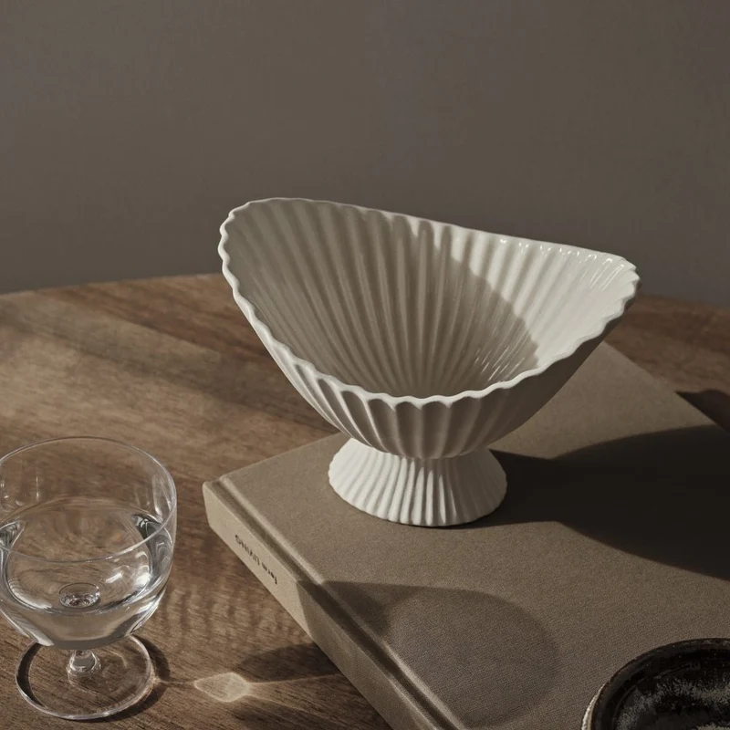 Fountain Schale mit Fuß Keramik & Glas - ferm LIVING