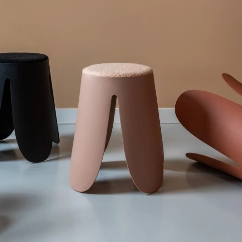 Hocker Savor - Leitmotiv