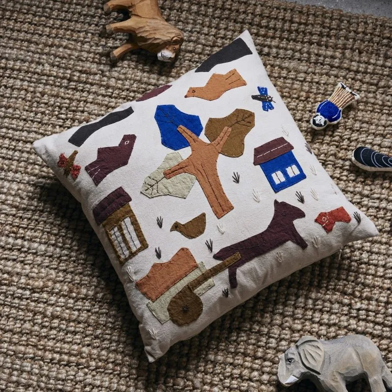 Village Kinder Kissen - ferm LIVING